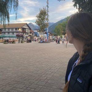 Meet your Posher, Katherine